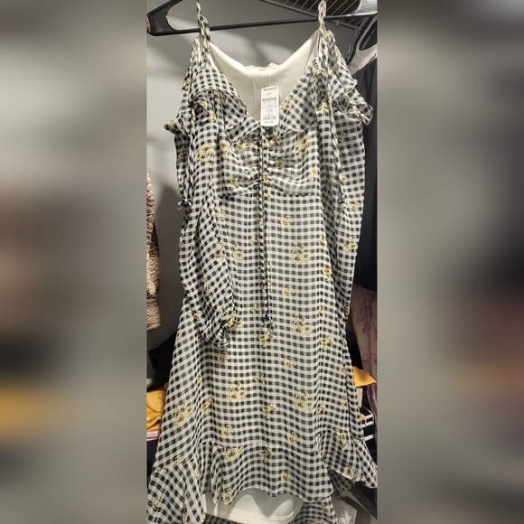 Womens Dress - Picture 1 of 2